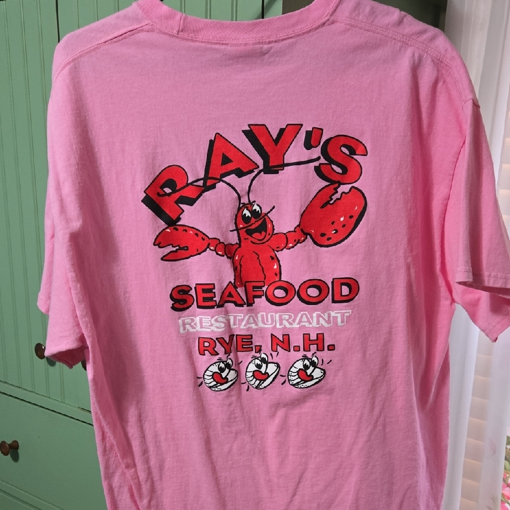 Woman PINK TEE. XL.  CUTEE!!!!